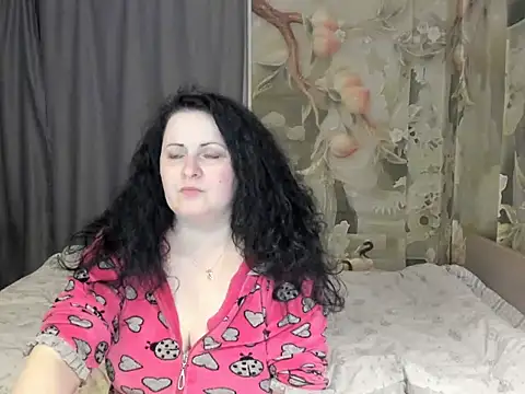 Lillian2 online show from March 2026 06:41:01 PM