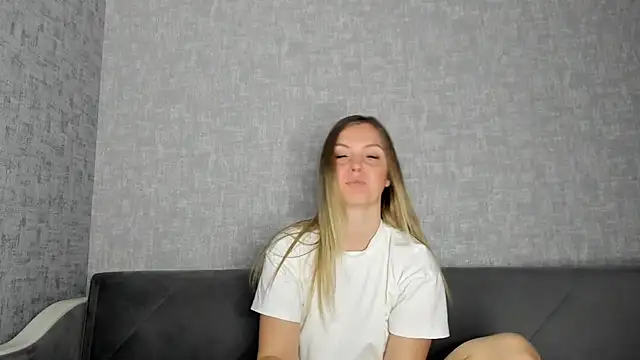 iam Venus online show from January 2026 03:27:01 PM