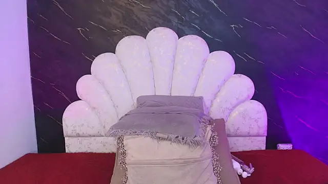  MiaBrown  online show from July 2026 12:14:02 PM