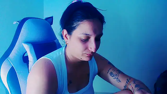 liz dirty online show from April 2026 09:09:01 PM