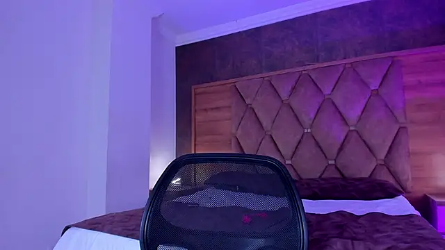 CamileHolmes online show from March 2026 04:23:01 AM