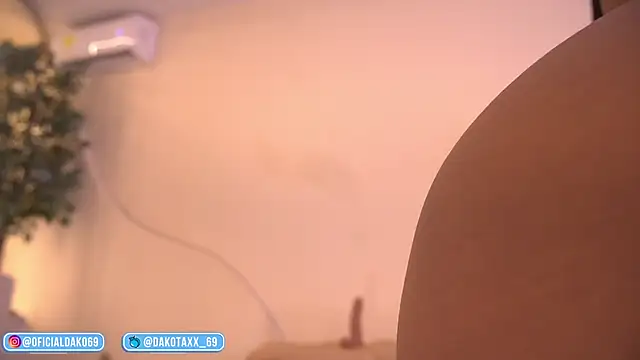 Dakota Lee online show from March 2026 11:54:01 PM