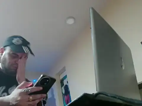 Snapshot of alphaswitchard chatting on December 2024 02:30:01 AM alphaswitchard online show from December 2024 02:30:01 AM