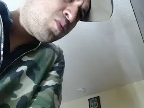 Snapshot of alphaswitchard chatting on January 2025 12:28:01 AM alphaswitchard online show from January 2025 12:28:01 AM