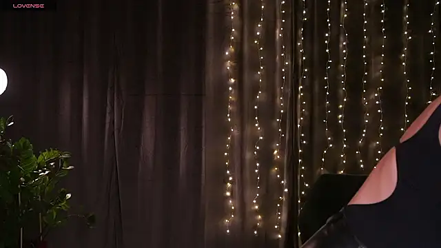 Elice Dream online show from March 2026 08:04:01 PM