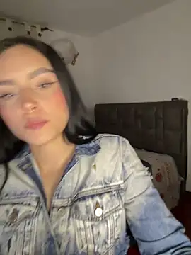 salome polaniiee online show from April 2026 05:12:02 AM