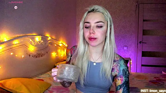 LillyMoure  online show from March 2026 11:55:02 PM