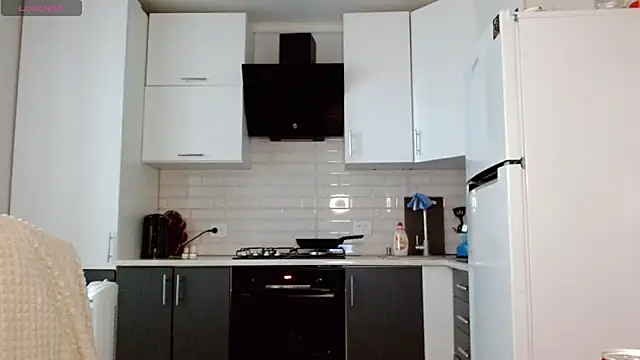 SayMeow  online show from June 2026 03:28:02 PM