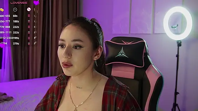 Fiona-Love online show from May 2026 05:42:02 PM