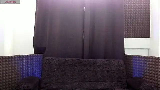 Snapshot of jhonnysnow17 chatting on June 2026 05:48:02 PM jhonnysnow17 online show from June 2026 05:48:02 PM
