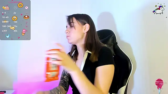 Snapshot of _alicerosse2 chatting on January 2025 01:22:02 AM alicerosse2 online show from January 2025 01:22:02 AM