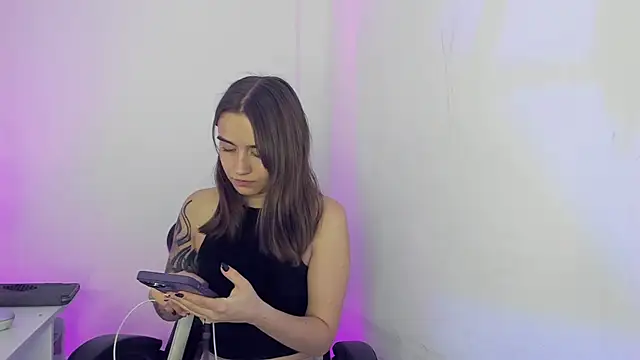 Snapshot of _alicerosse2 chatting on February 2025 11:45:01 PM alicerosse2 online show from February 2025 11:45:01 PM