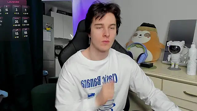 Vincent Strong online show from April 2026 08:15:01 AM