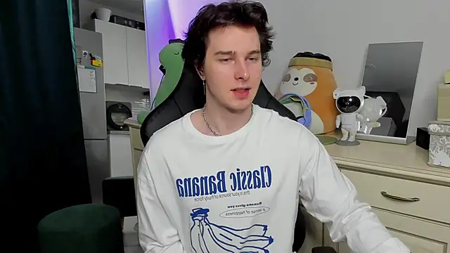 Vincent Strong online show from April 2026 09:19:01 AM