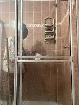 LiraRusso online show from March 2026 02:56:02 PM