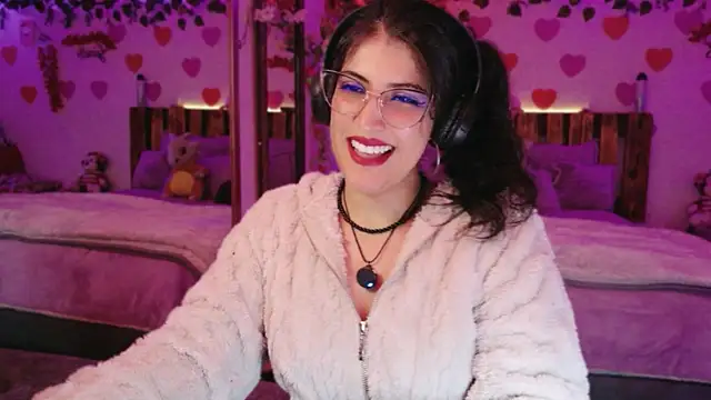 azahar  ziiz online show from April 2026 09:42:02 PM