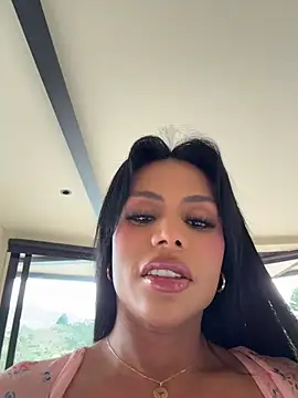 HOT LADY 777 online show from April 2026 07:07:02 PM