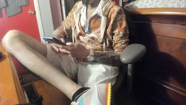 Snapshot of RoosterWabbit chatting on June 2026 08:04:02 AM RoosterWabbit online show from June 2026 08:04:02 AM