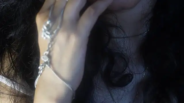 -AyeshaSinghania- online show from March 2026 07:20:02 PM