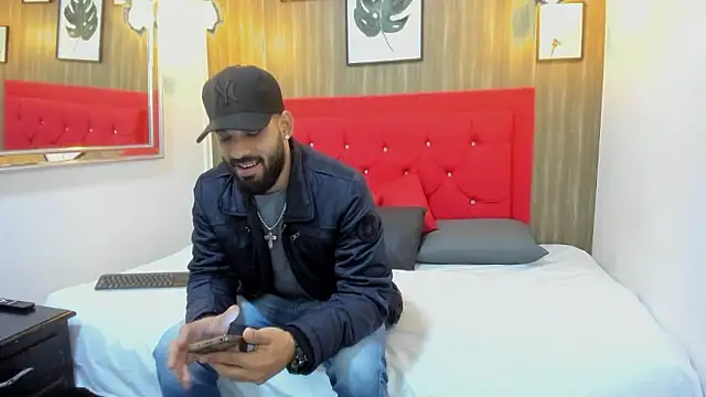 Thiagogomez online show from January 2026 12:43:02 PM