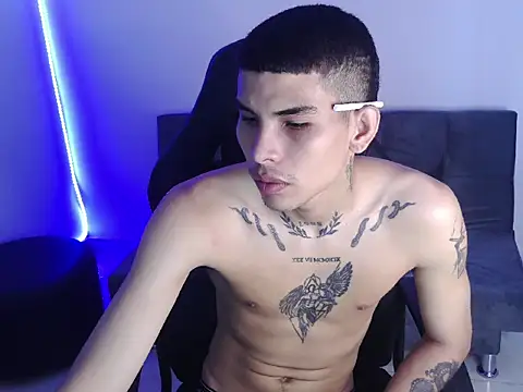 hot king20 online show from December 2025 04:24:01 PM