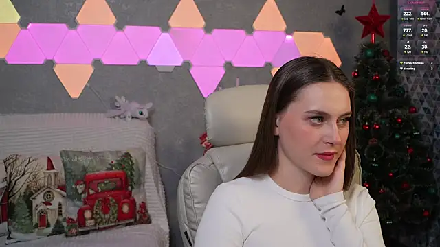 Snapshot of HarleyDeess chatting on December 2024 10:51:01 PM HarleyDeess online show from December 2024 10:51:01 PM