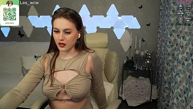 Snapshot of HarleyDeess chatting on January 2025 09:14:02 PM HarleyDeess online show from January 2025 09:14:02 PM