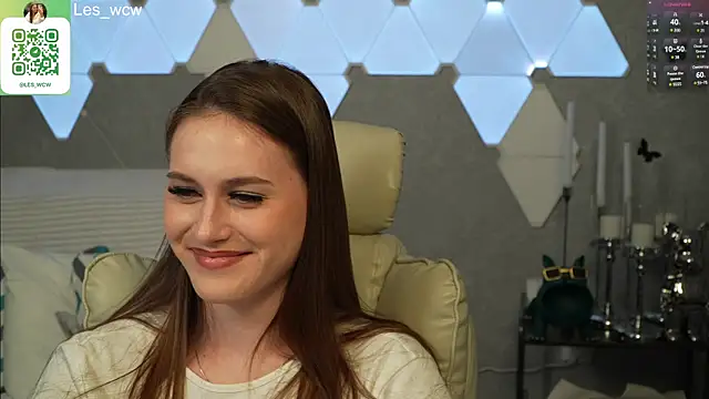 Snapshot of HarleyDeess chatting on January 2025 03:17:01 AM HarleyDeess online show from January 2025 03:17:01 AM