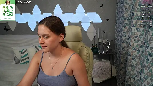 Snapshot of HarleyDeess chatting on February 2025 03:34:02 AM HarleyDeess online show from February 2025 03:34:02 AM