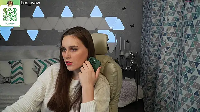 Snapshot of HarleyDeess chatting on February 2025 10:10:02 PM HarleyDeess online show from February 2025 10:10:02 PM