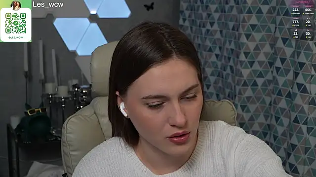 Snapshot of HarleyDeess chatting on March 2025 10:53:01 PM HarleyDeess online show from March 2025 10:53:01 PM