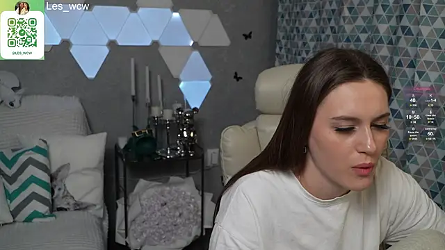 Snapshot of HarleyDeess chatting on March 2025 02:21:01 AM HarleyDeess online show from March 2025 02:21:01 AM