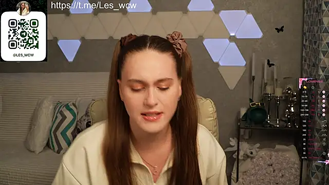 Snapshot of HarleyDeess chatting on October 2025 07:52:01 PM HarleyDeess online show from October 2025 07:52:01 PM