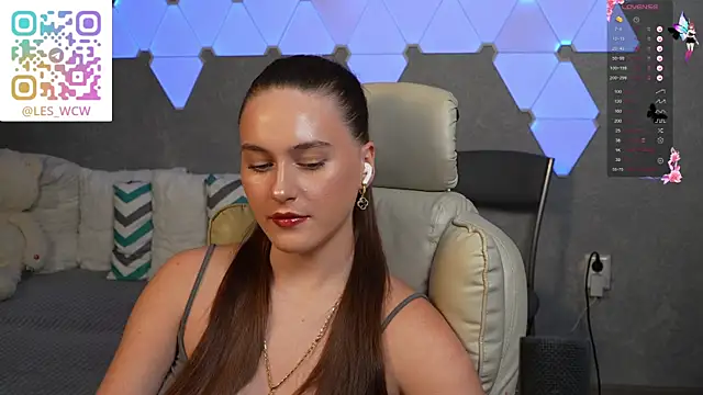 Snapshot of HarleyDeess chatting on January 2026 08:47:01 PM HarleyDeess online show from January 2026 08:47:01 PM