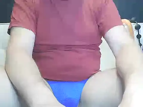 Snapshot of guy35guy chatting on May 2026 11:29:02 AM guy35guy online show from May 2026 11:29:02 AM