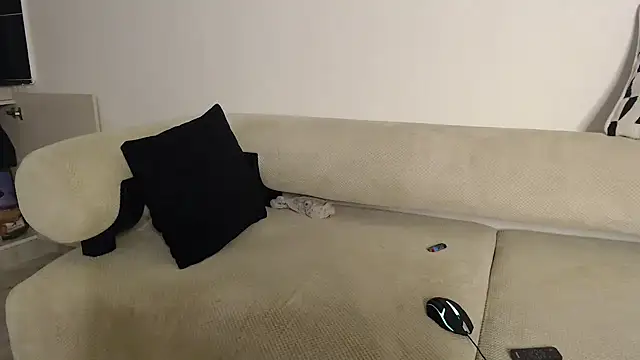 CurvyGlass online show from March 2026 03:28:02 AM