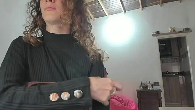 Rainbow leia online show from May 2026 10:40:01 PM