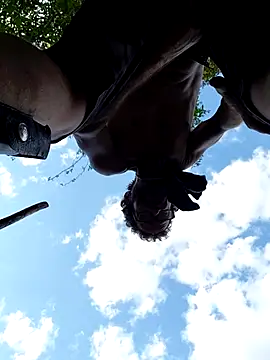 Woodywoodsup1 online show from September 2025 10:31:01 PM