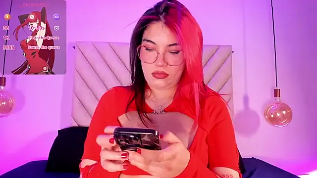 EmmaSwift  online show from April 2026 10:37:02 PM