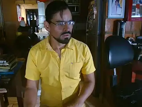 Snapshot of Dr_Pocholate84 chatting on June 2026 07:23:01 PM Dr Pocholate84 online show from June 2026 07:23:01 PM