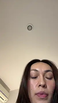 MichelleFerry  online show from December 2025 04:29:01 AM