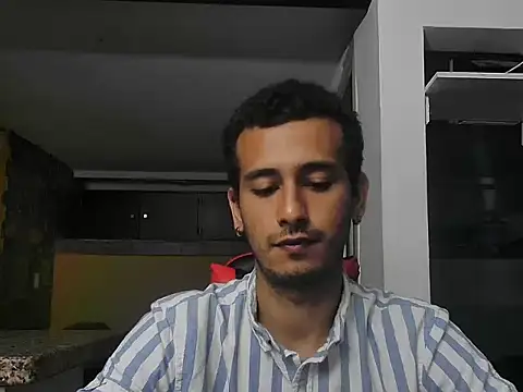 talktome4 online show from April 2026 10:12:02 PM