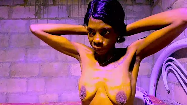 nzanizy online show from November 2025 09:17:01 PM