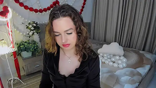 MiracleCurly online show from April 2026 03:06:02 AM