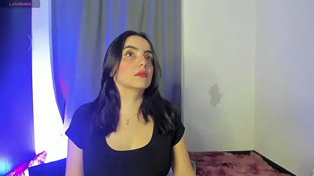 Snapshot of rouse_lili chatting on June 2026 11:59:01 AM rouse lili online show from June 2026 11:59:01 AM