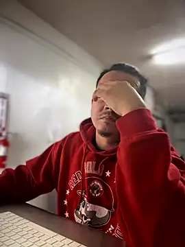 PeterGrandee online show from December 2024 08:28:01 PM