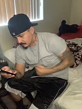 PeterGrandee online show from September 2025 04:31:02 PM