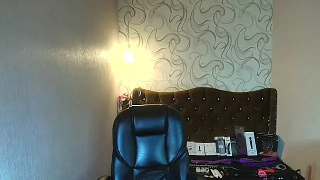 Snapshot of HannaCarrter chatting on June 2026 12:51:02 PM HannaCarrter online show from June 2026 12:51:02 PM