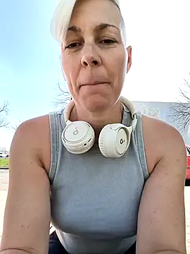 DarleenHot online show from April 2026 10:18:02 AM