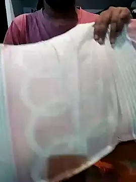 Snapshot of mrshine chatting on October 2025 04:28:01 PM mrshine online show from October 2025 04:28:01 PM